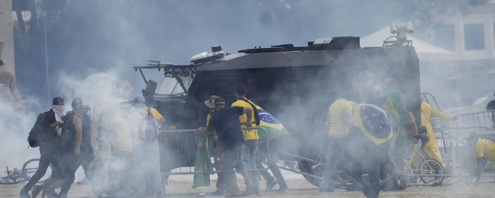 Protestas durante el asalto en Brasilia a las sedes de los tres poderes del Estado - Sputnik Mundo, 1920, 12.01.2023