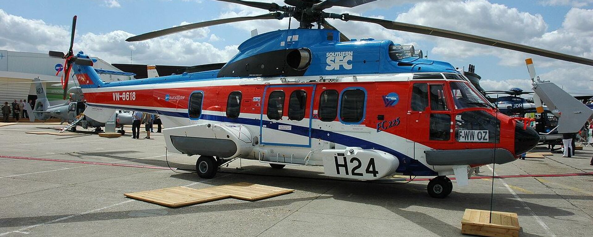 El helicóptero Super Puma EC225 LP  - Sputnik Mundo, 1920, 19.01.2023