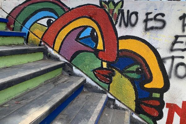 El Jardín de la Resistencia, espacio de memoria en el antuguo acceso a la estación Baquedano en Santiago - Sputnik Mundo