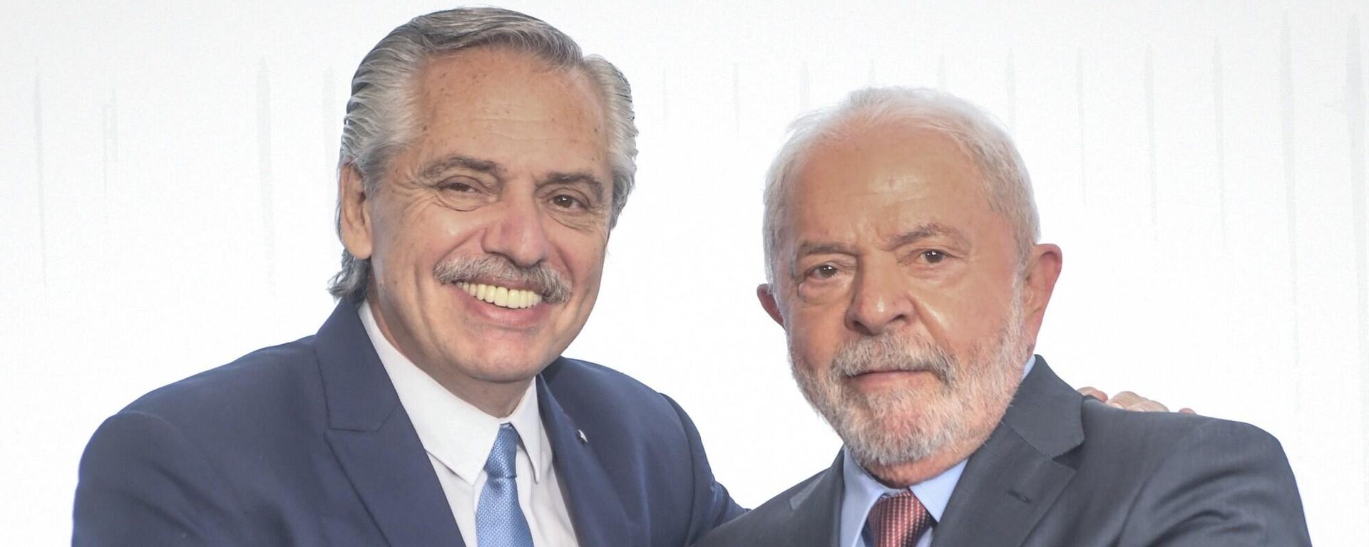 Alberto Fernández, presidente de Argentina, Luiz Inacio Lula da Silva, presidente de Brasil - Sputnik Mundo, 1920, 27.01.2023