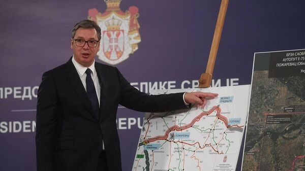 El presidente de Serbia, Aleksandar Vucic - Sputnik Mundo