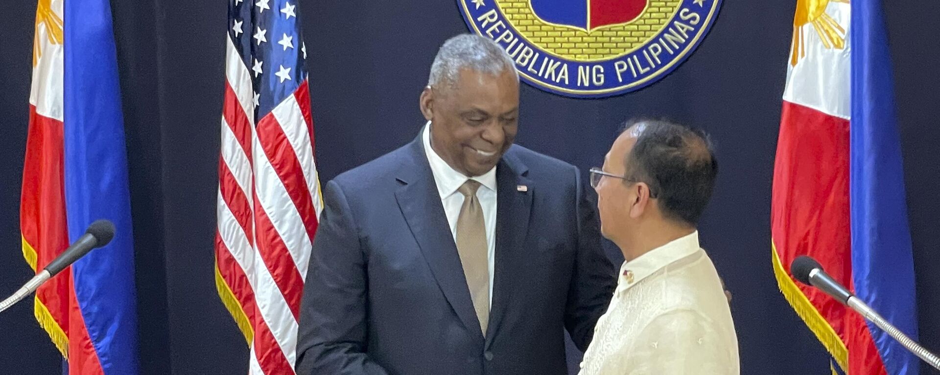 EEUU y Filipinas firman acuerdo militar cerca de zonas estratégicas para China - Sputnik Mundo, 1920, 02.02.2023