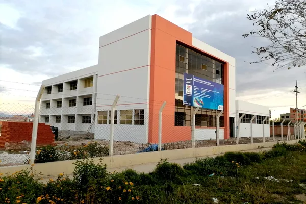 El Instituto Tecnológico Fabril de Oruro El Instituto Tecnológico Fabril de Oruro - Sputnik Mundo