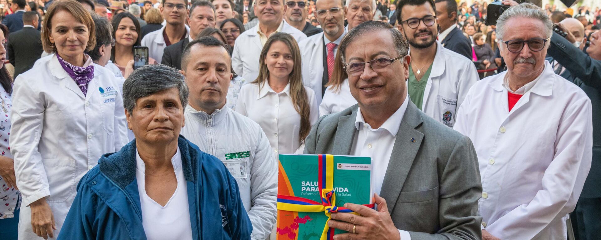 Presentación de la Reforma a la Salud de Gustavo Petro - Sputnik Mundo, 1920, 16.02.2023