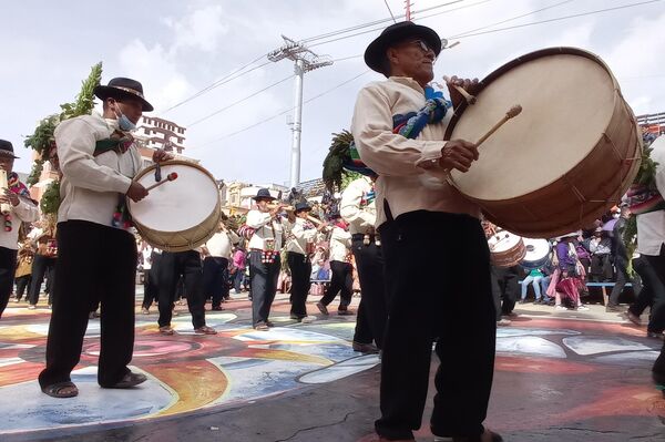 Comunidades indígenas celebran el Anata andino en Oruro - Sputnik Mundo