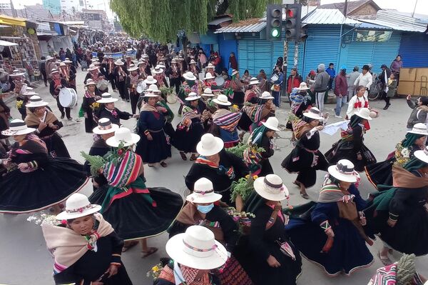 Comunidades indígenas celebran el Anata andino en Oruro - Sputnik Mundo
