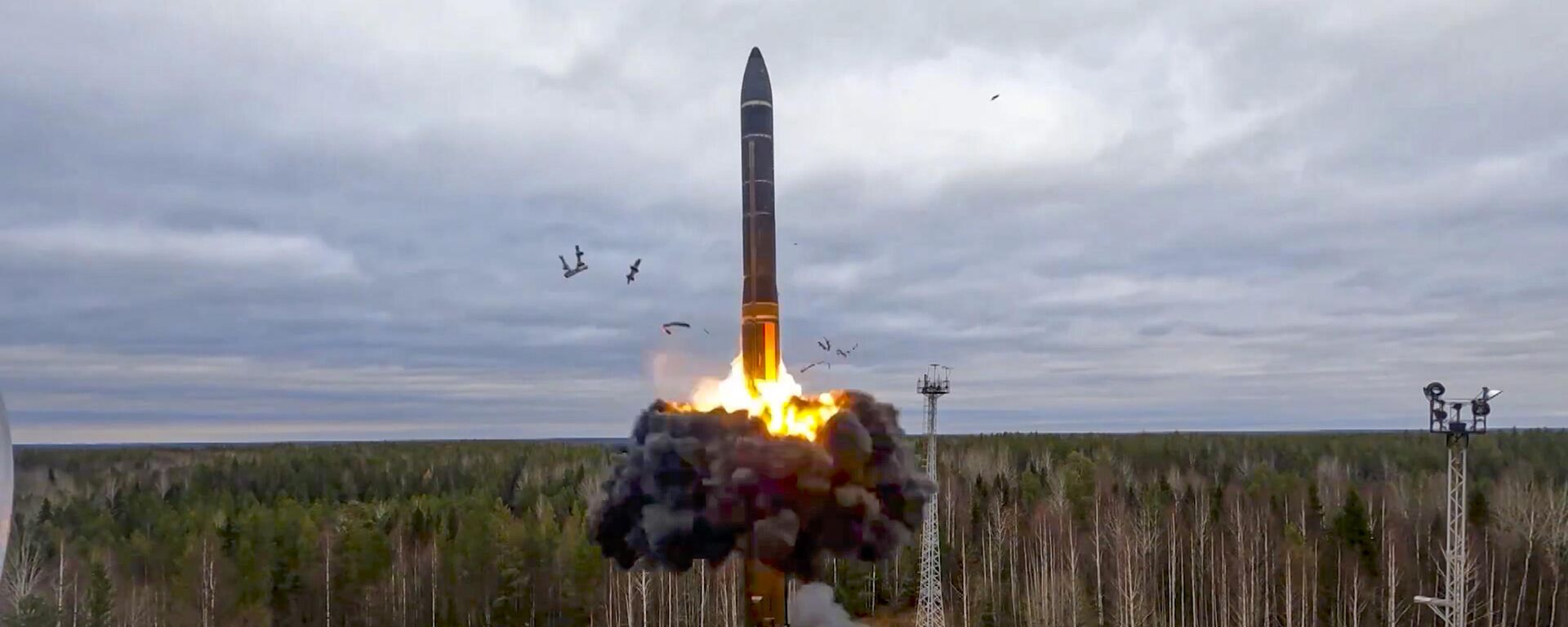 Un misil nuclear ruso - Sputnik Mundo, 1920, 05.02.2026