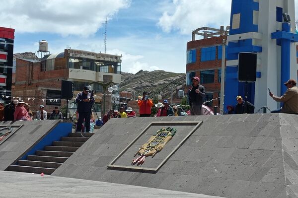 Desaguadero, la población del sur de Perú donde el Gobierno de Boluarte no tiene entrada - Sputnik Mundo