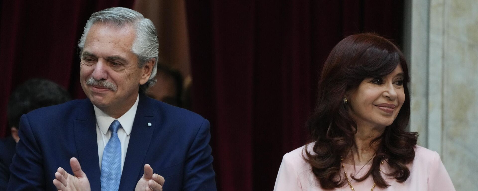 Alberto Fernández y Cristina Fernández de Kirchner, en el discurso por la apertura del 141º período de sesiones ordinarias del Congreso Alberto Fernández y Cristina Fernández de Kirchner, en el discurso por la apertura del 141º período de sesiones ordinarias del Congreso - Sputnik Mundo, 1920, 02.03.2023