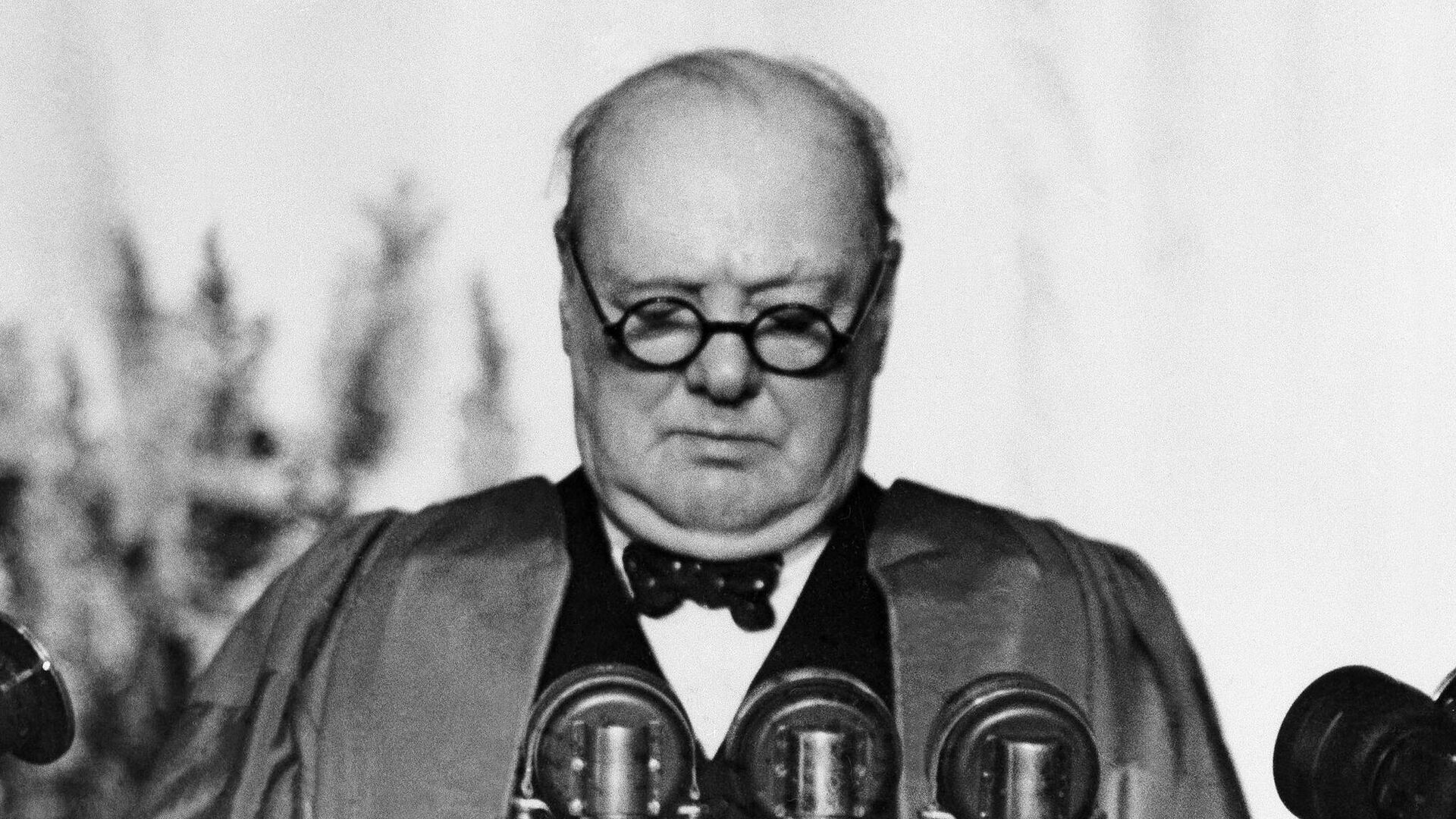 Winston Churchill, el ex primer ministro del Reino Unido, da un discurso en Fulton el 5 de marzo de 1946 Winston Churchill, el ex primer ministro del Reino Unido, da un discurso en Fulton el 5 de marzo de 1946 - Sputnik Mundo, 1920, 05.03.2023