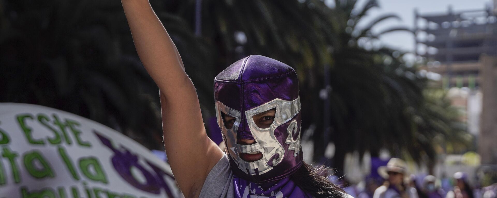 Mujeres marchan en CDMX para conmemorar el Día Internacional de la Mujer - Sputnik Mundo, 1920, 09.03.2023