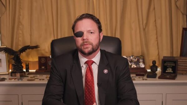 El congresista republicano de EEUU, Dan Crenshaw - Sputnik Mundo