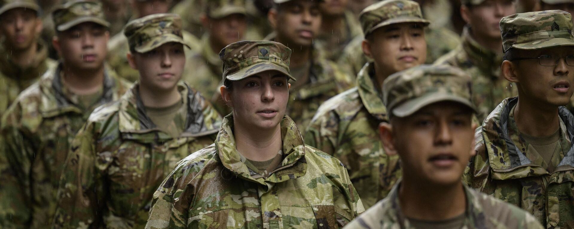 Soldados del Ejército estadounidense desfilan durante el desfile anual del Día de los Veteranos en Nueva York el 11 de noviembre de 2022 - Sputnik Mundo, 1920, 09.03.2023