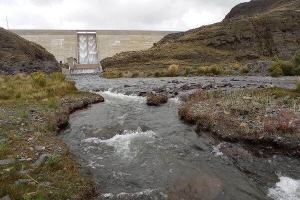 Serranías de Hampaturi, donde se encuentra la represa que sirve de agua a La Paz. - Sputnik Mundo