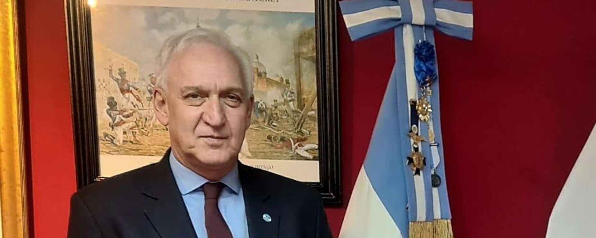 A la izquierda, Gabriel Fuks, embajador de Argentina en Ecuador - Sputnik Mundo, 1920, 15.03.2023