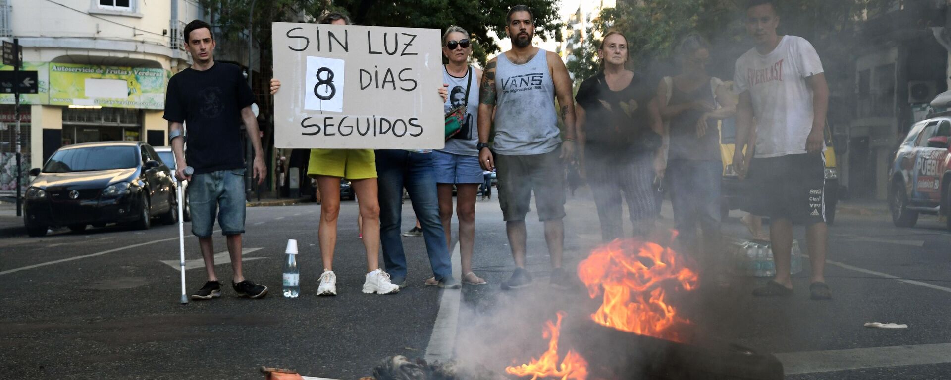 Protesta contra empresa de distribución eléctrica Edesur en Argentina - Sputnik Mundo, 1920, 18.03.2023