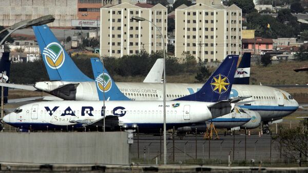 Un avión de la aerolínea brasileña Varig  - Sputnik Mundo