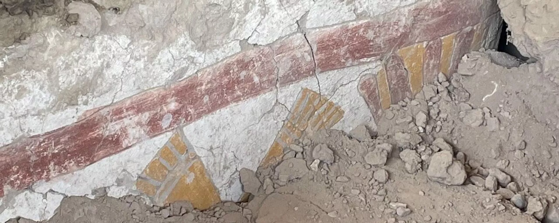 Proceso de liberación de un pilar pintado en Pañamarca Proceso de liberación de un pilar pintado en Pañamarca - Sputnik Mundo, 1920, 23.03.2023