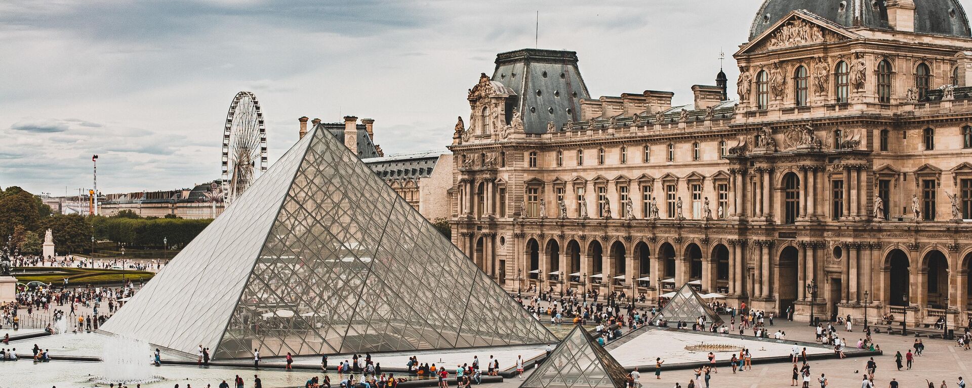 El Museo del Louvre, Francia  - Sputnik Mundo, 1920, 27.03.2023