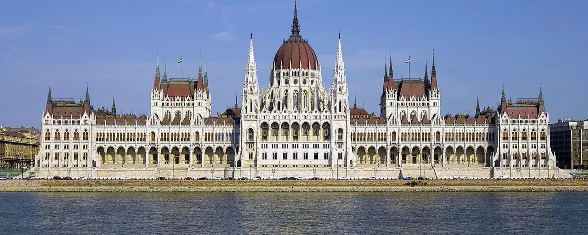 Parlamento húngaro  - Sputnik Mundo, 1920, 27.03.2023