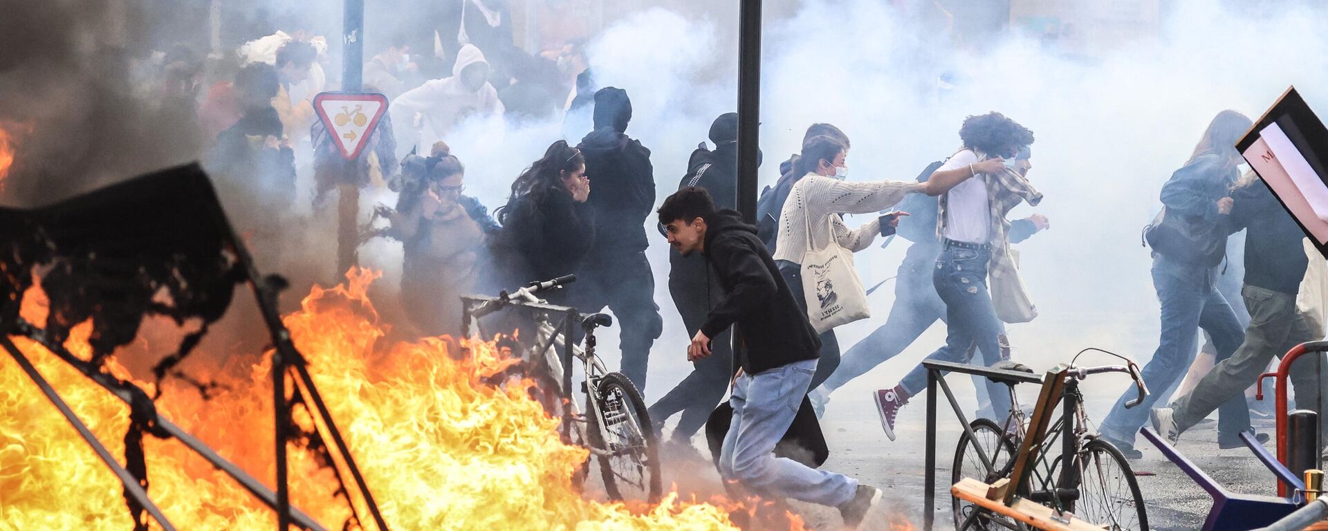 Protestas en Francia - Sputnik Mundo, 1920, 29.03.2023