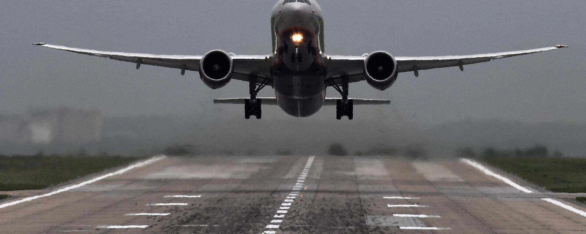 Un avión Boeing 777-300 ER - Sputnik Mundo, 1920, 16.04.2024