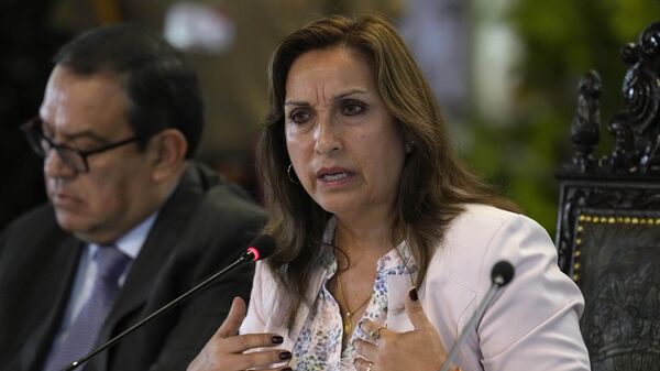 Dina Boluarte, presidenta de Perú - Sputnik Mundo