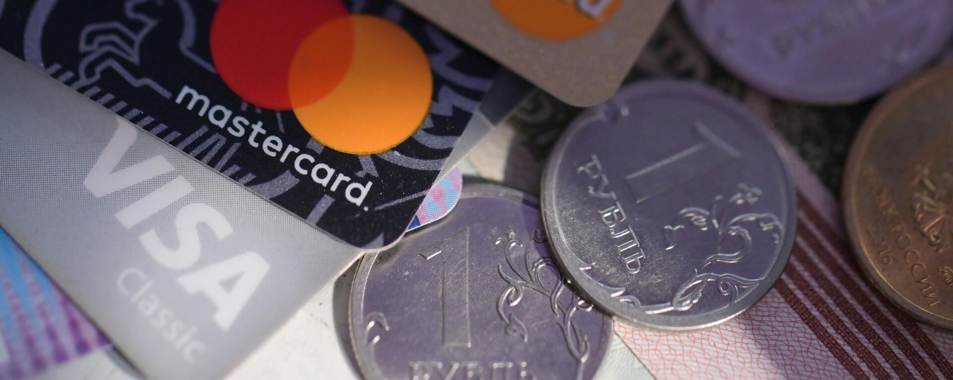 Las tarjetas Visa y MasterCard - Sputnik Mundo, 1920, 02.04.2023