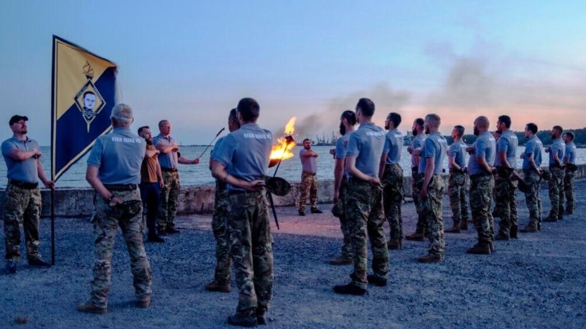 Combatientes del batallón neonazi Azov (prohibido en Rusia) - Sputnik Mundo, 1920, 30.06.2024