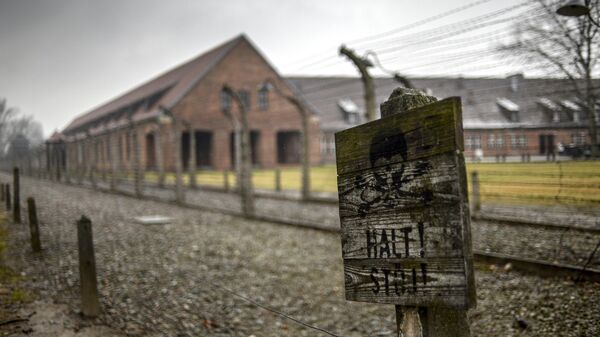 Campo de concentración de Auschwitz-Birkenau en Auschwitz  - Sputnik Mundo