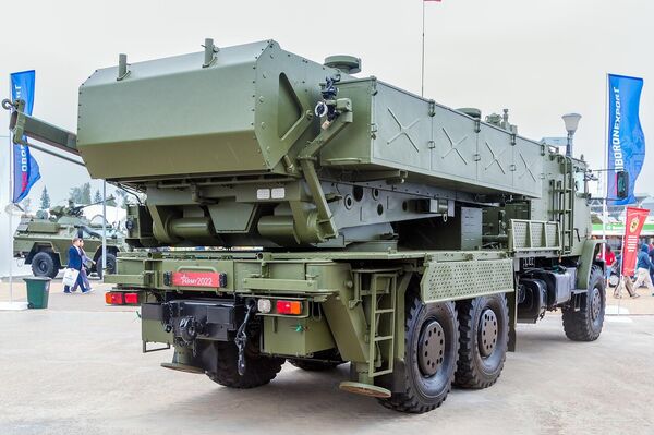 Parte posterior del TOS-2 &#x27;Tosochka&#x27; en la exposición de la Armada año 2022. - Sputnik Mundo