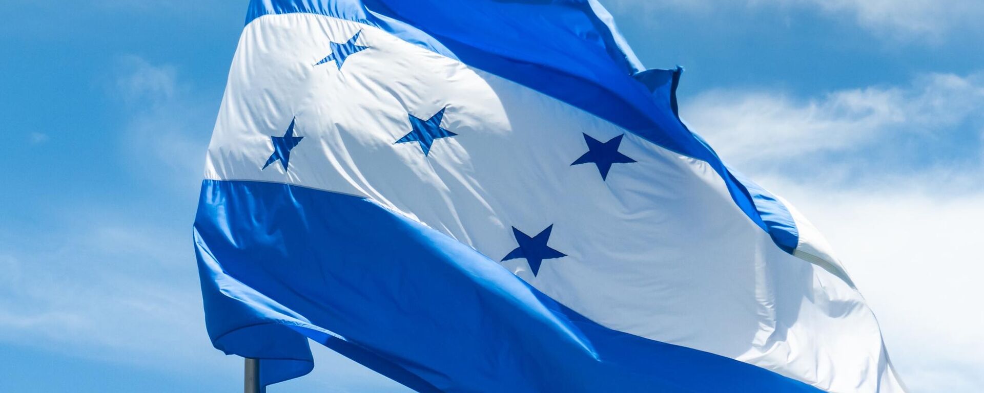 La bandera de Honduras  - Sputnik Mundo, 1920, 31.08.2024