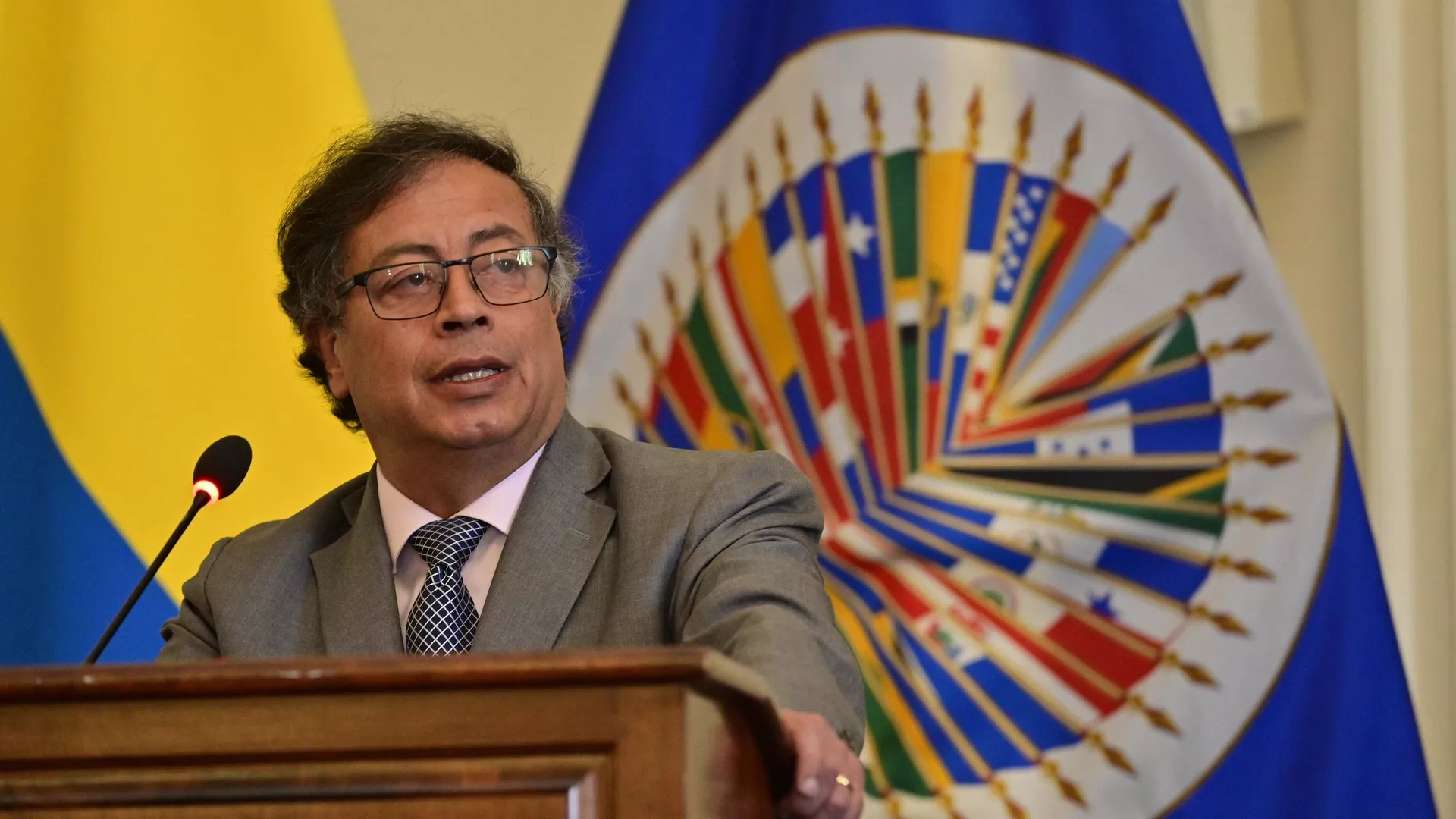 El presidente Gustavo Petro en su discurso ante la OEA El presidente Gustavo Petro en su discurso ante la OEA - Sputnik Mundo, 1920, 03.05.2023