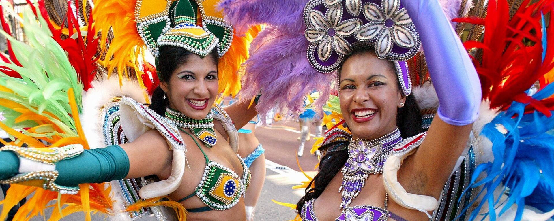 Bailarines brasileñas de samba - Sputnik Mundo, 1920, 29.04.2023