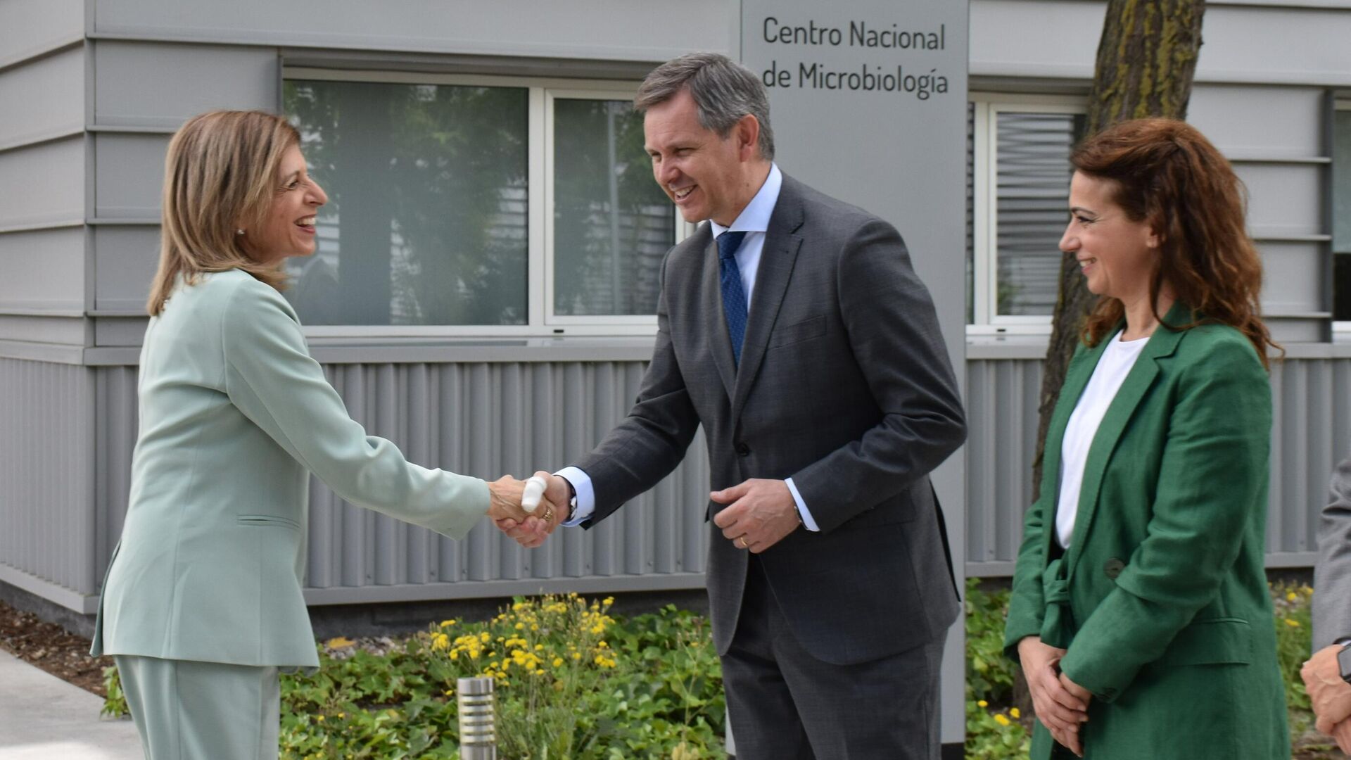 El ministro de Sanidad de España, José Miñones, y la comisaria europea de Sanidad y Seguridad Alimentaria, Stella Kyriakides, coincidieron en la importancia de la presidencia española de la Unión Europea (UE) El ministro de Sanidad de España, José Miñones, y la comisaria europea de Sanidad y Seguridad Alimentaria, Stella Kyriakides, coincidieron en la importancia de la presidencia española de la Unión Europea (UE) - Sputnik Mundo, 1920, 28.04.2023