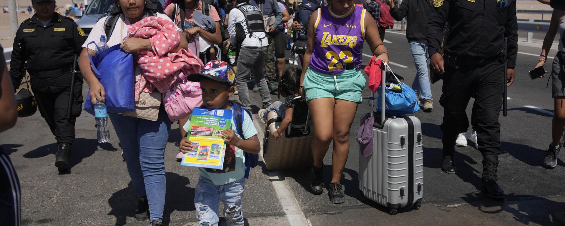 Crisis migratoria en la frontera peruano-chilena - Sputnik Mundo, 1920, 29.04.2023