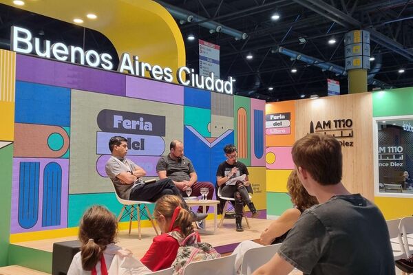 Libros infantiles y shows de títeres: las actividades pensadas para los más chicos. - Sputnik Mundo