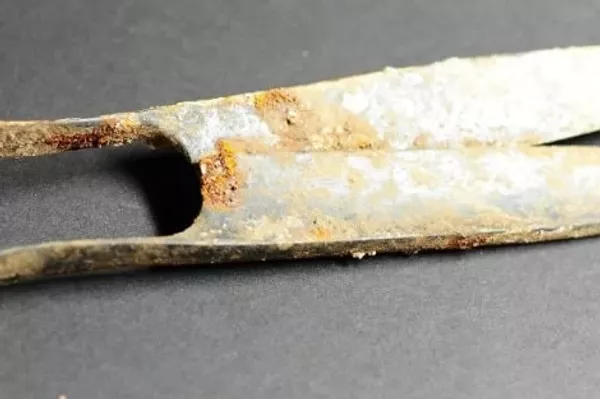 Espada y tijeras de 2.300 años halladas en tumbas celtas en Alemania - Sputnik Mundo