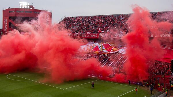 La hinchada del Club Atlético Independiente de Argentina - Sputnik Mundo