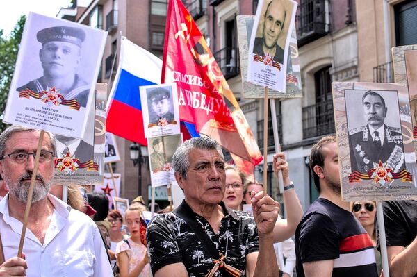 Asistentes - Sputnik Mundo