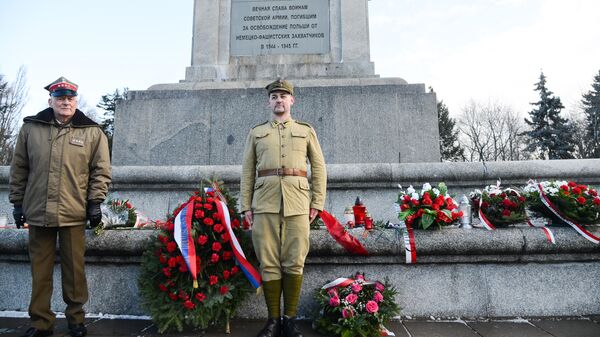 El monumento de la IIGM en Varsovia - Sputnik Mundo