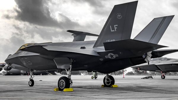 Caza F-35 de la Fuerza Aérea de EEUU - Sputnik Mundo