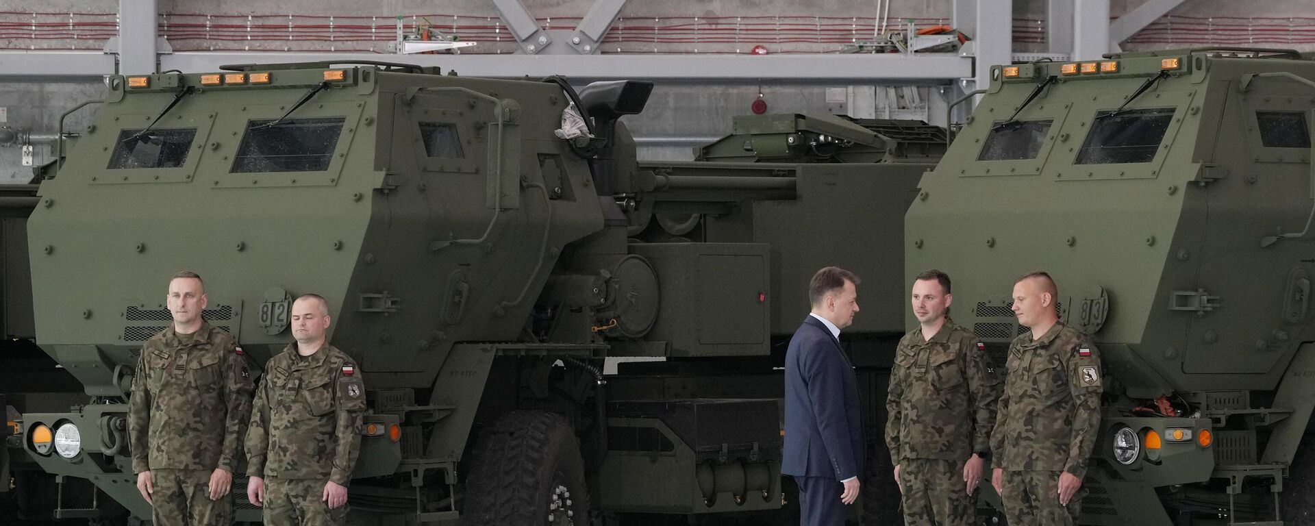 Sistemas de lanzamisiles múltiples Himars de fabricación norteamericana llegan a Polonia - Sputnik Mundo, 1920, 15.05.2023