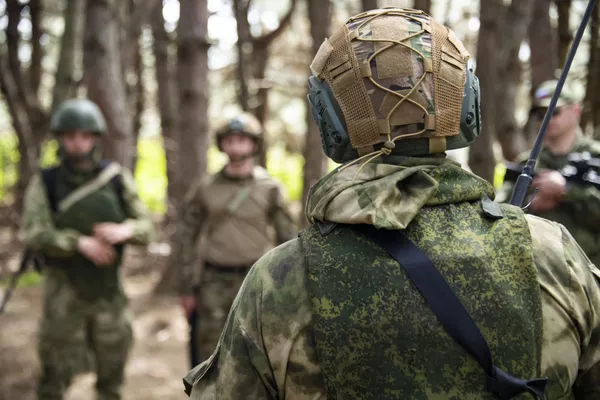 Los artilleros del 8º Regimiento de Artillería de Crimea realizan con éxito tareas en la zona de la Operación Especial en Ucrania en dirección de Jersón. En la foto: la unidad artillera del Msta-S a la que se encomienda una misión de combate. - Sputnik Mundo