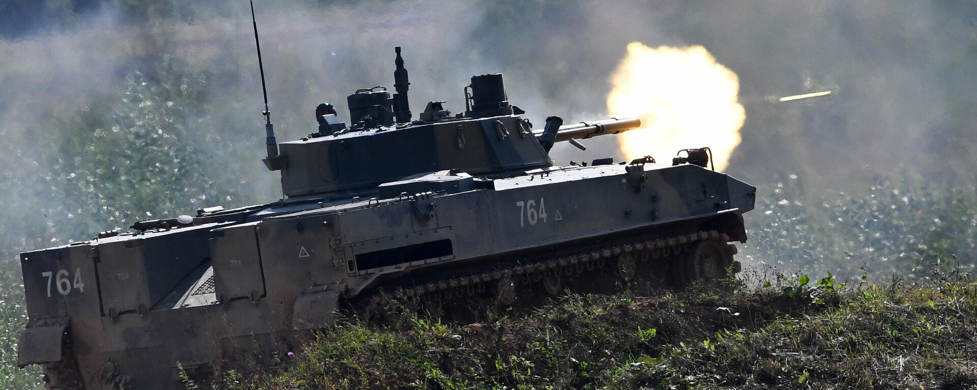 Un BMD-4M disparando - Sputnik Mundo, 1920, 17.05.2023