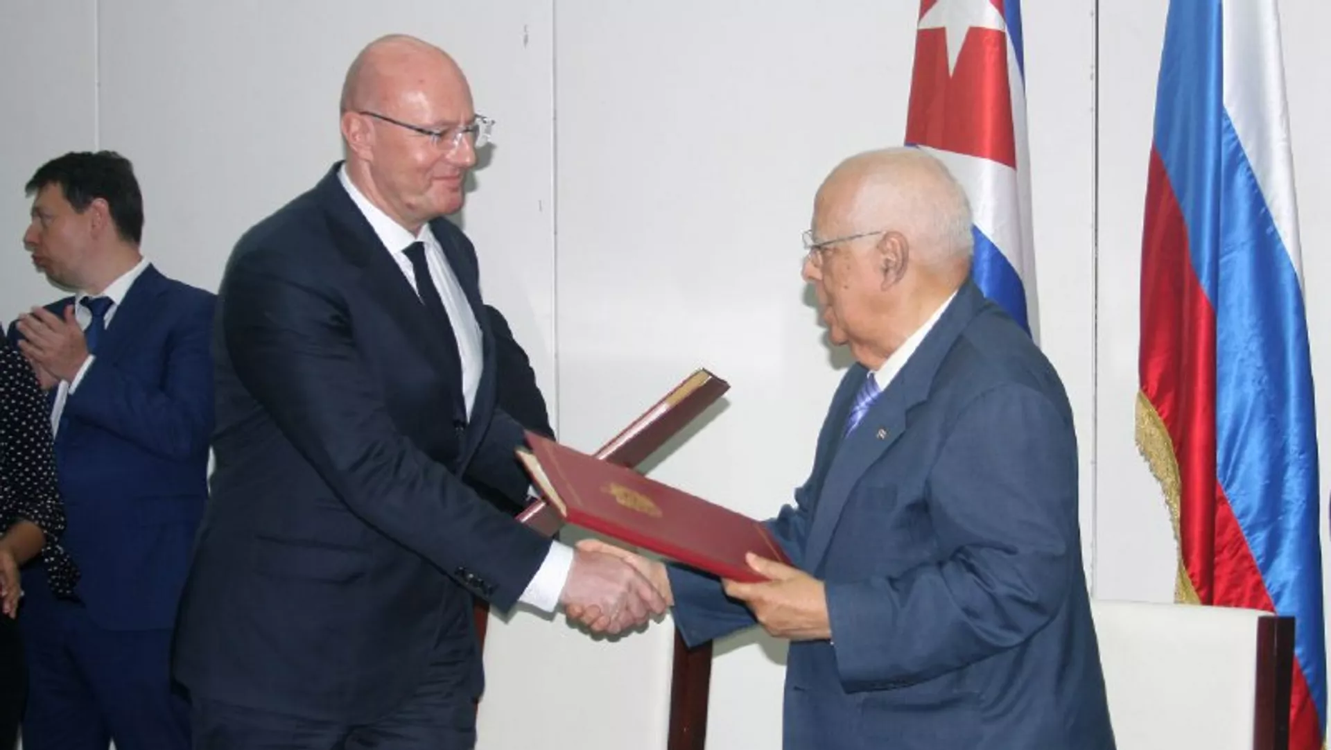 Rusia y Cuba reafirman voluntad de profundizar cooperación bilateral
