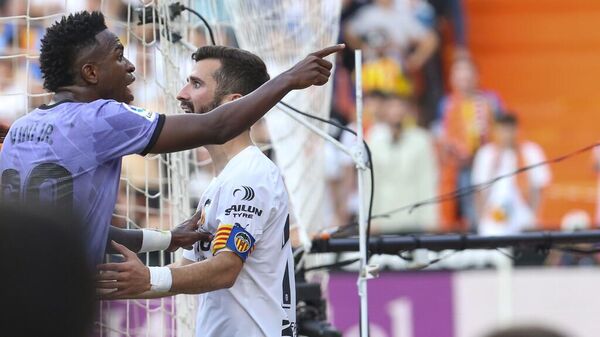 Vinicius Junior durante el juego de ayer contra el Valencia.  - Sputnik Mundo