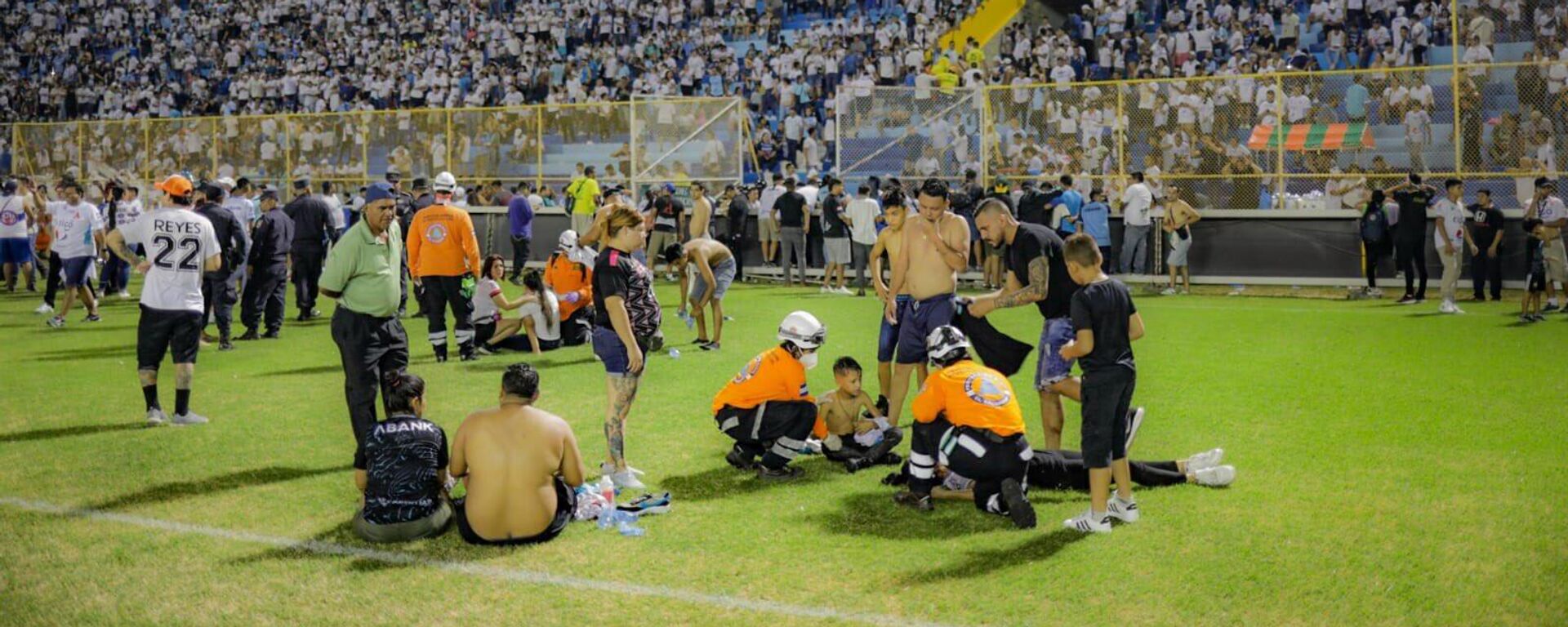 Estadio Cuscatlán tras estampida humana - Sputnik Mundo, 1920, 22.05.2023