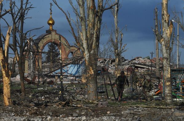 La ciudad de Artiómovsk, donde comenzaron las hostilidades en el verano de 2022, quedó bajo control ruso. - Sputnik Mundo