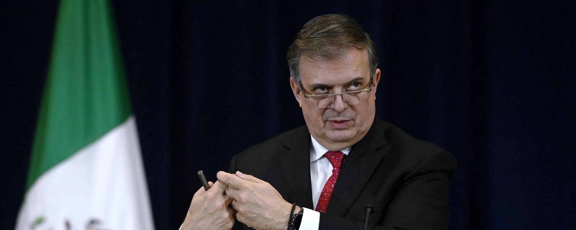 El canciller de México, Marcelo Ebrard, durante una conferencia de prensa en Washington, el 13 de octubre de 2022 - Sputnik Mundo, 1920, 30.05.2023